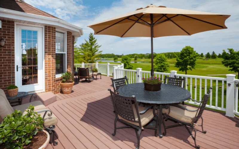 trex-composite-deck-overlooking-golf-course